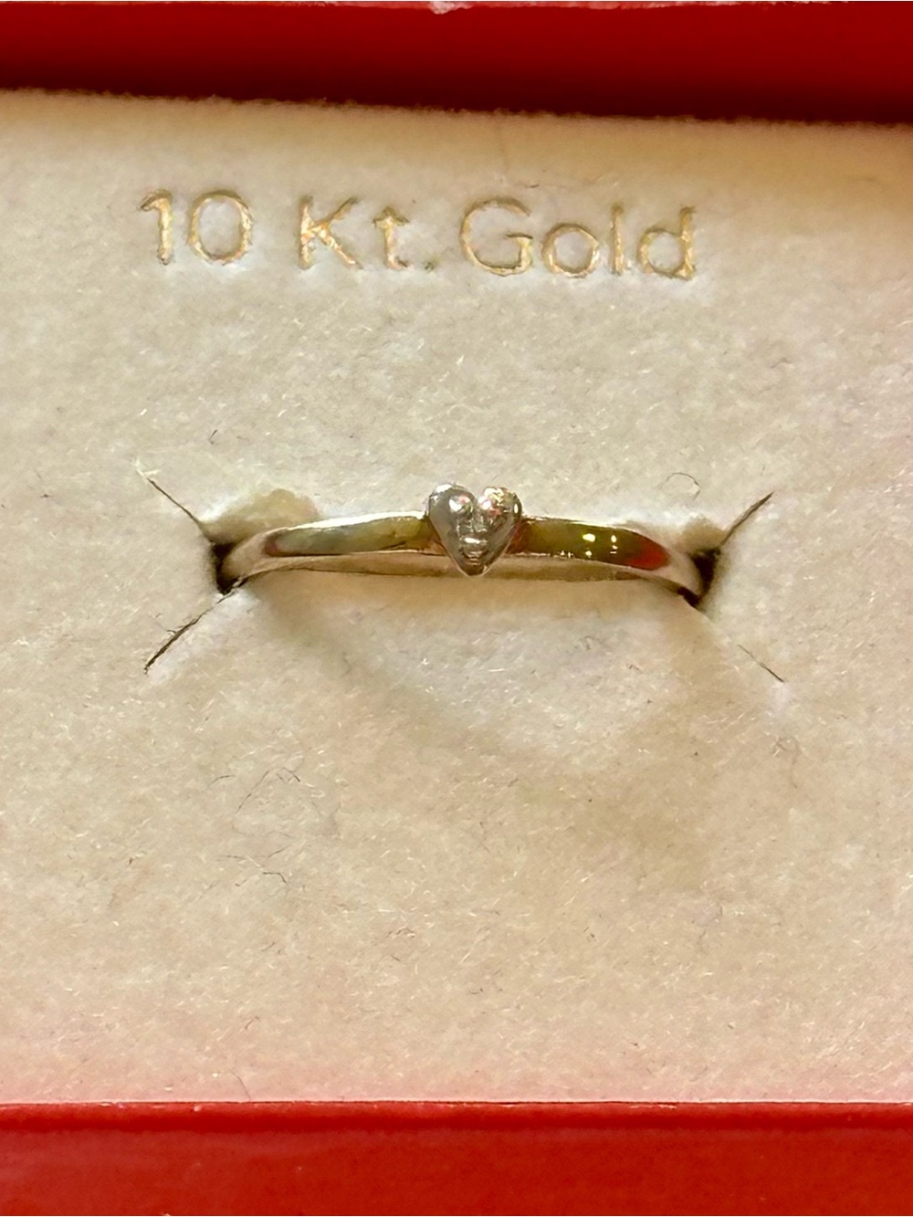 10K Petite Gold Heart w/tiny Diamond Accent Women's Ring